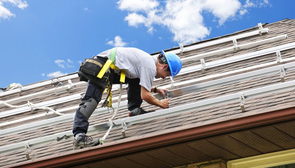 fassaadide soojustamine, fassaadide renoveerimine, fassaadide soojustamine pärnus, radiva ehitus, katusetööd, katuse parandamine, katuse tööd